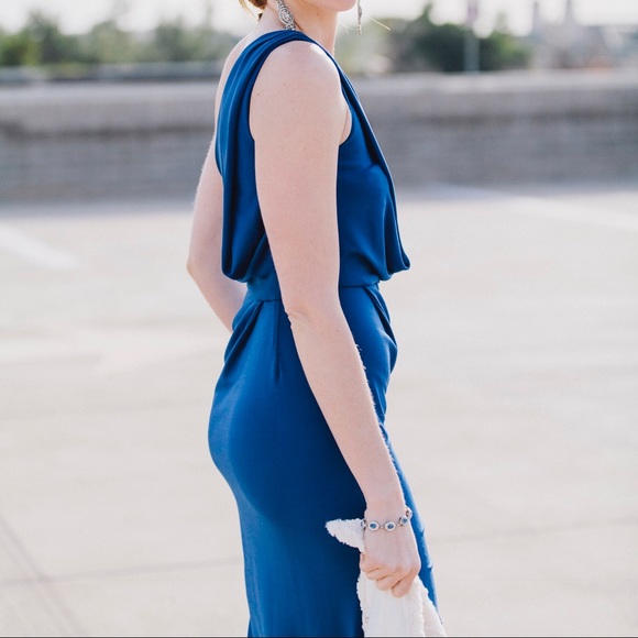 SOLD-🌷HOST PICK🌷BCBG Floor Length Gown - Picture 3 of 8